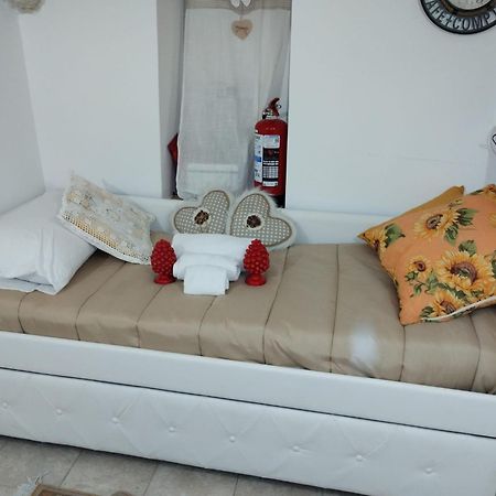 Al Bianco Nido White Stone Apt In Мартина-Франка Экстерьер фото