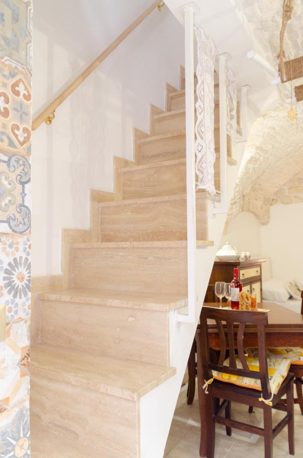 Al Bianco Nido White Stone Apt In Мартина-Франка Экстерьер фото