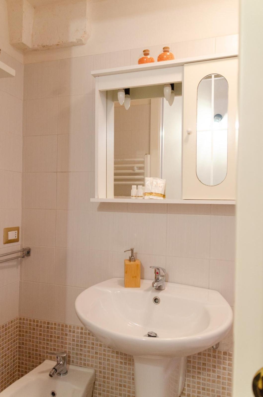Al Bianco Nido White Stone Apt In Мартина-Франка Экстерьер фото