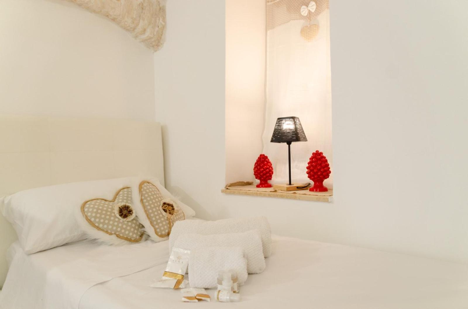 Al Bianco Nido White Stone Apt In Мартина-Франка Экстерьер фото